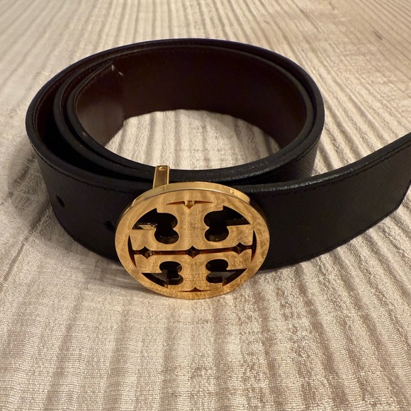 Tory Burch Accessories - Tory Burch 1 inch Reversible Black/Brown Belt with Gold TB logo Buckle